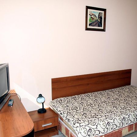 Interrum Hotel Razgrad Room photo