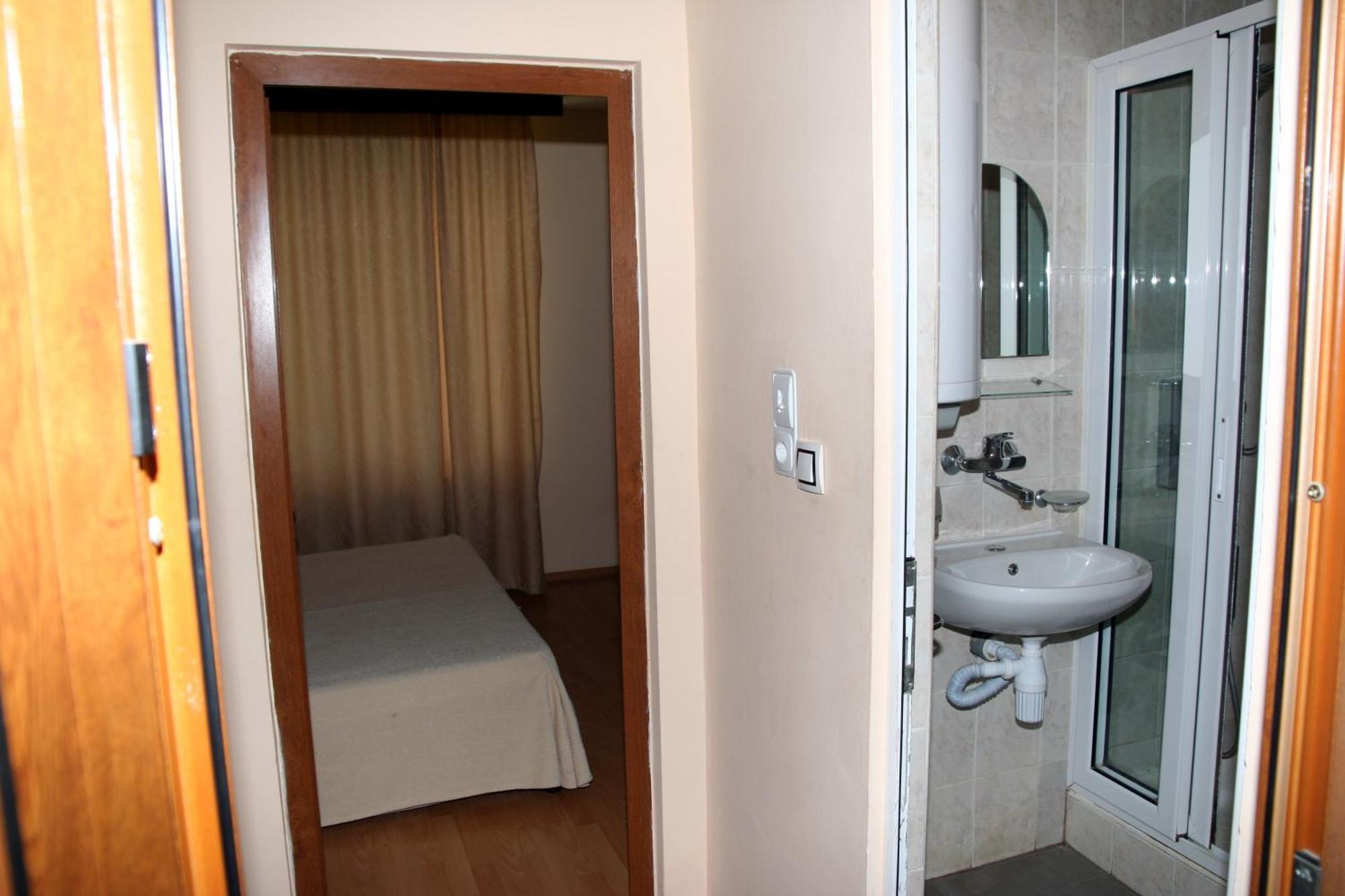 Interrum Hotel Razgrad Room photo