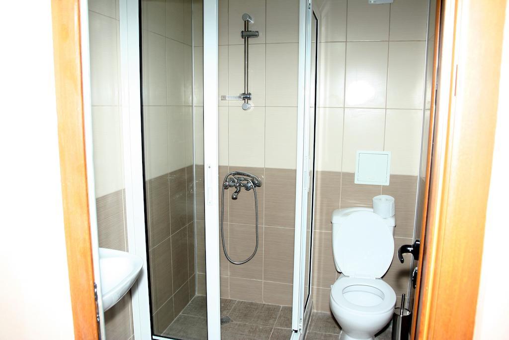 Interrum Hotel Razgrad Exterior photo