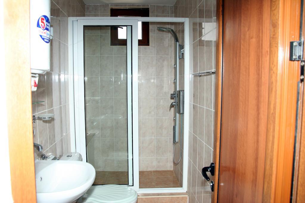 Interrum Hotel Razgrad Room photo
